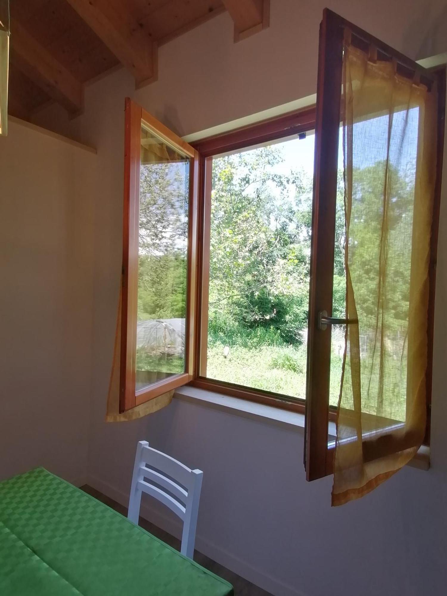 Bio Apipoli Lucino